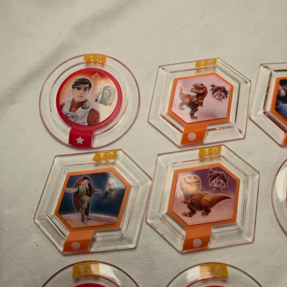 Disney Infinity 3.0 Power Disc Lot Of 12 Featuring Star Wars & Disney Characters